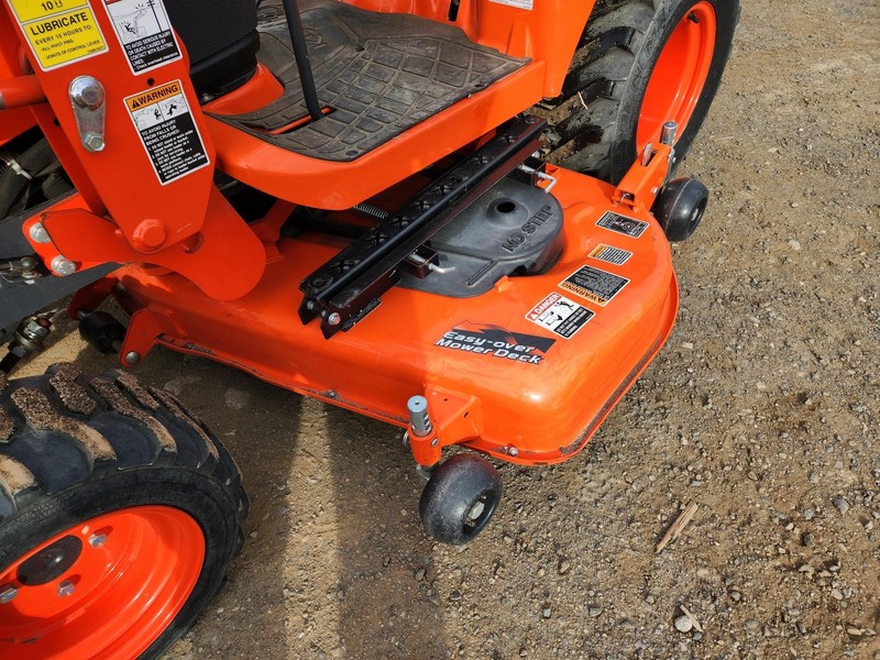 Tractors - Compact  Kubota BX2380 Tractor  Photo